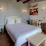 Des Sables Hotel