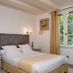 Des Sables Hotel